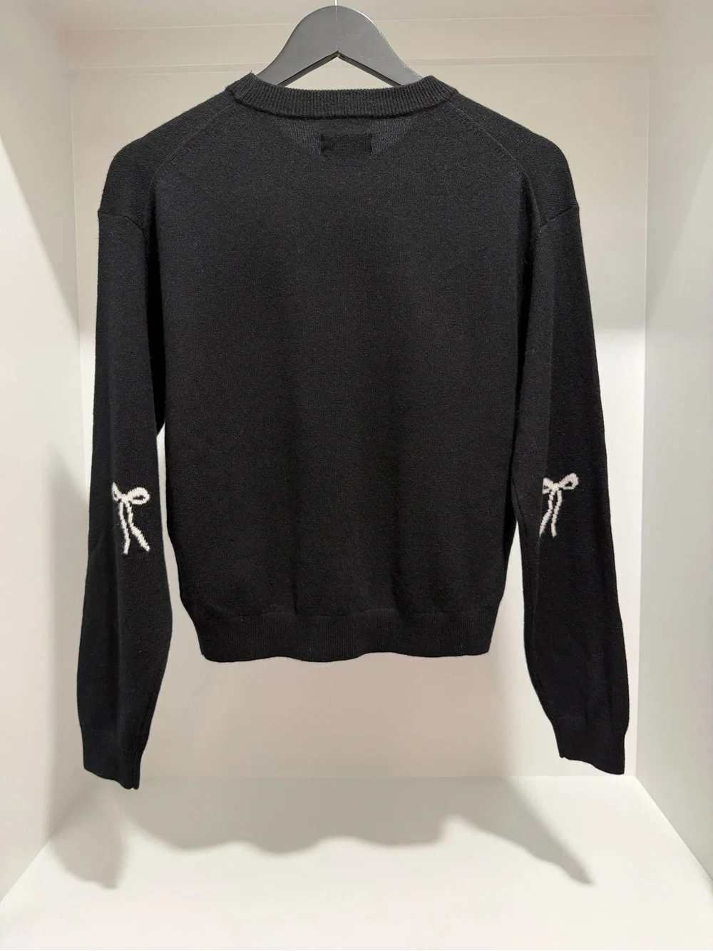 NEW J. Crew Perfect cashmere crewneck sweater black ivory bows print XS CO585